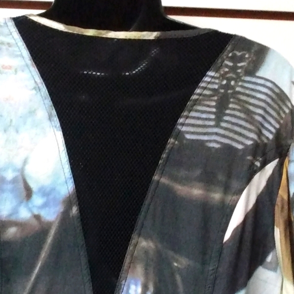 Dress "VINTAGE" w/Faces (Mona LiZa) V Neck w/@ neck & Sleeves & Mesh on V Back - Picture 4 of 8